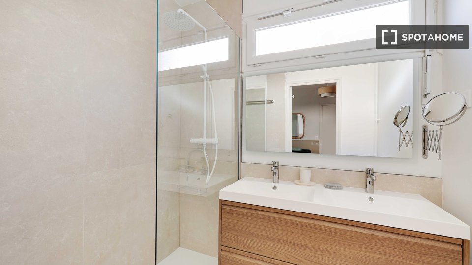 Apartment Paris, 2 beds, 60m² — photo 11