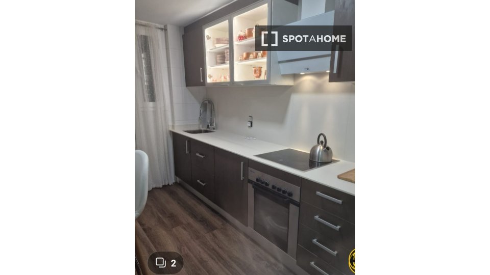 Double room Alicante, 2 beds — photo 30
