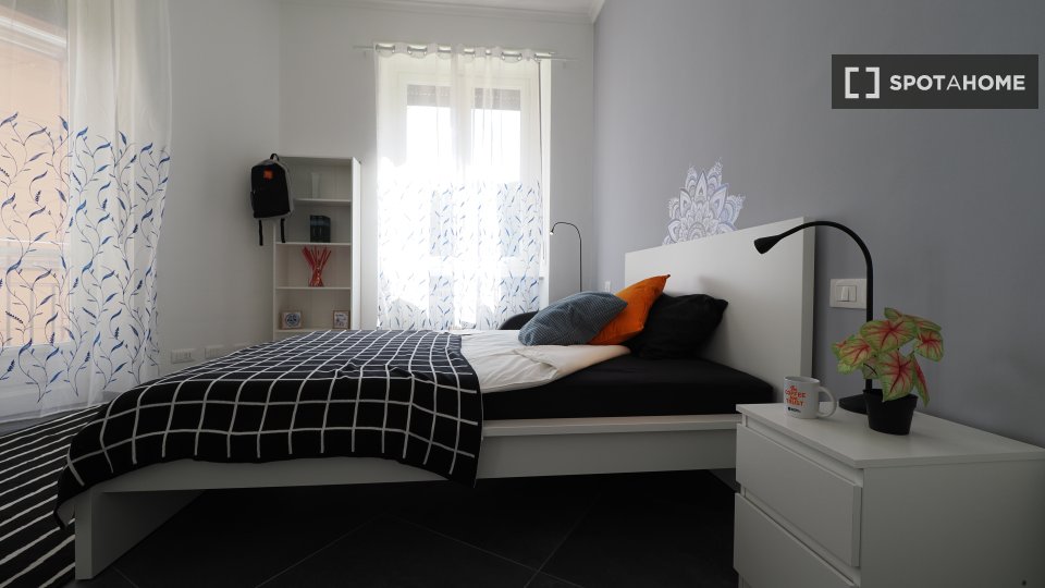 Double room Turin, 7 beds — photo 8