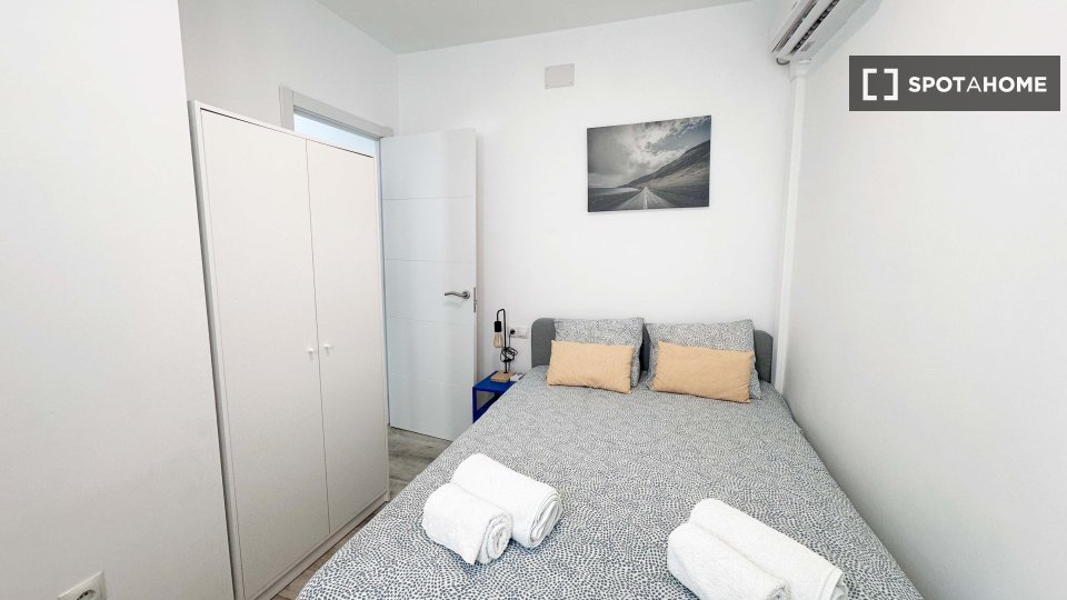 Apartment mono Seville — photo 26