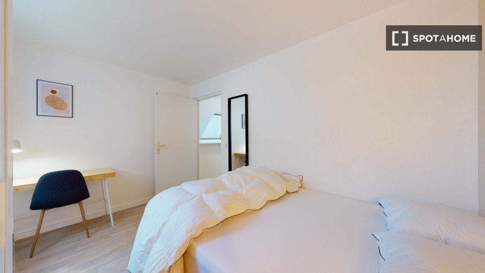 Double room Paris, 15 beds — photo 16