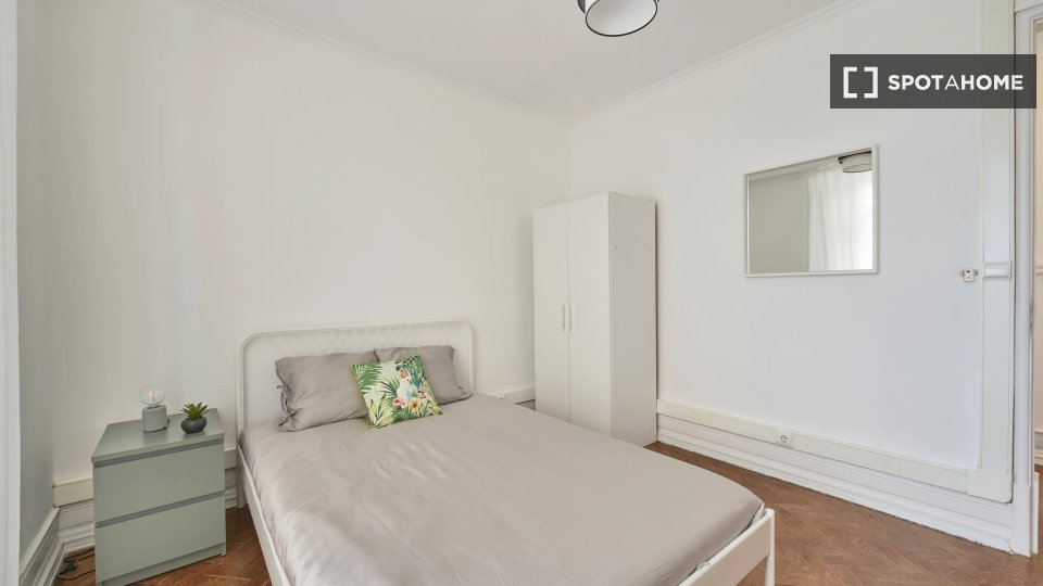 Double room Lisbon, 8 beds — photo 3