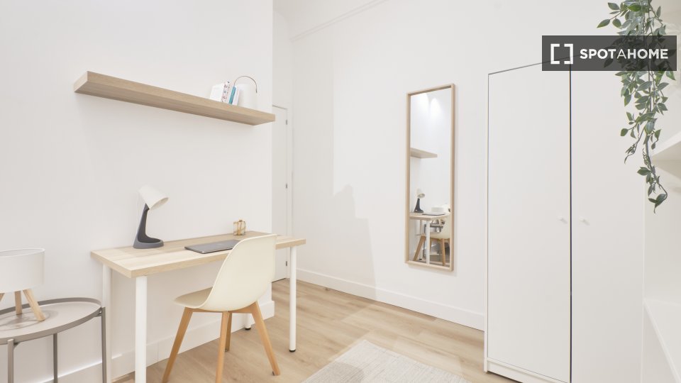 Double room Lisbon, 10 beds — photo 2