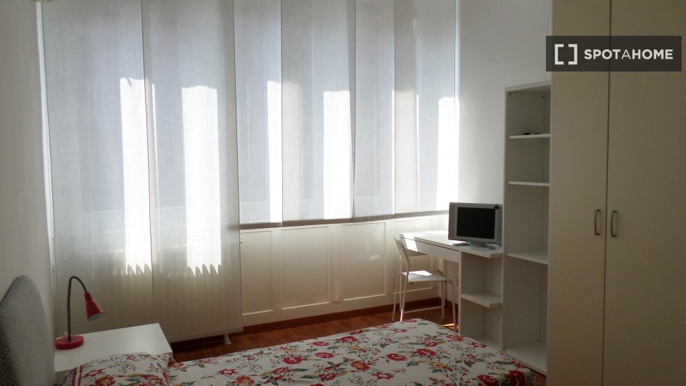 Apartment Milan, 2 beds, 60m² — photo 11
