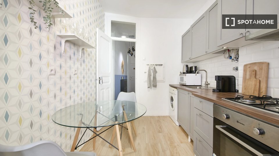Double room Lisbon, 4 beds — photo 19