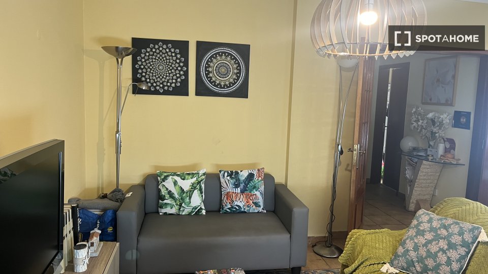 Double room Lisbon, 4 beds, 150m² — photo 15