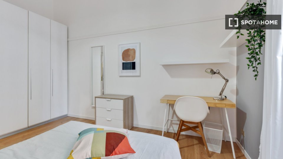 Double room Milan, 2 beds, 70m² — photo 16