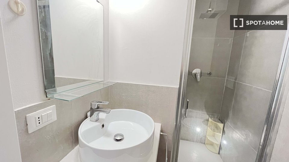 Apartment mono Milan, 38m² — photo 3