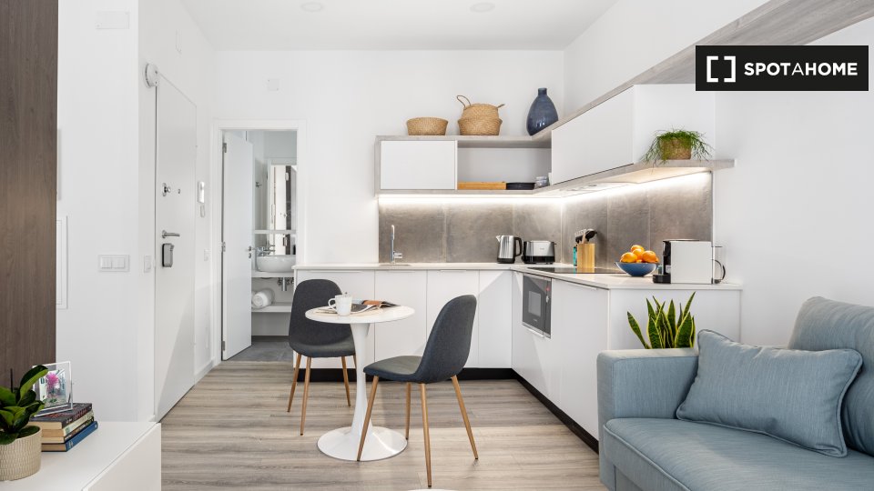 Apartment mono Lisbon — photo 19