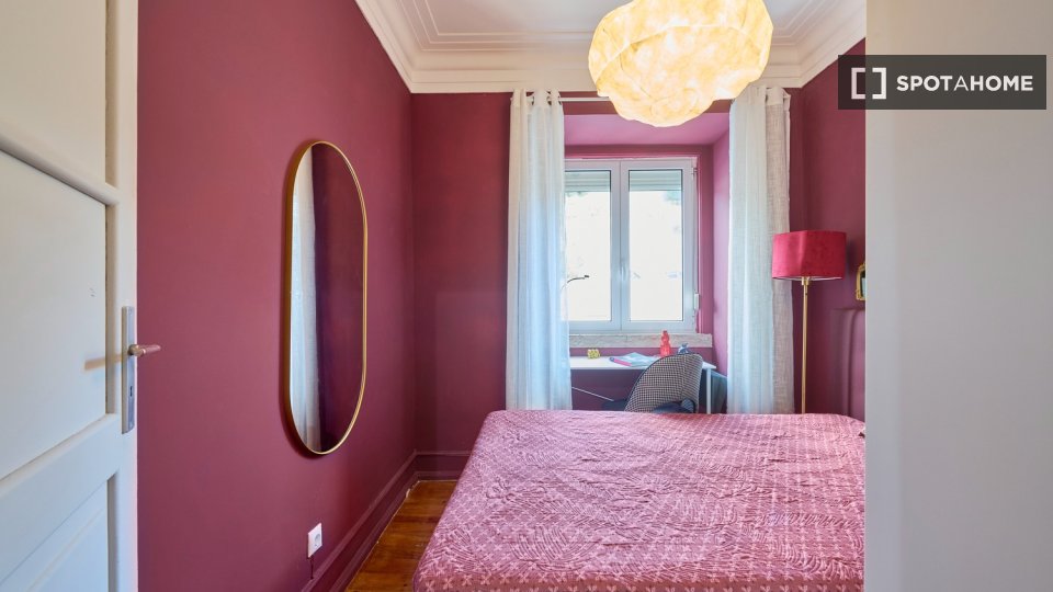 Double room Lisbon, 4 beds — photo 26
