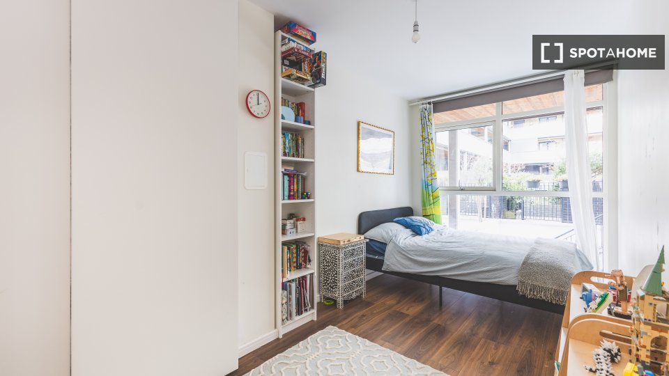Apartment London, 4 beds — photo 19