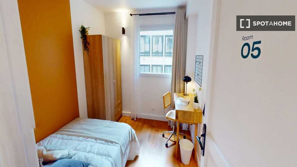 Double room Paris, 7 beds, 150m² — photo 23