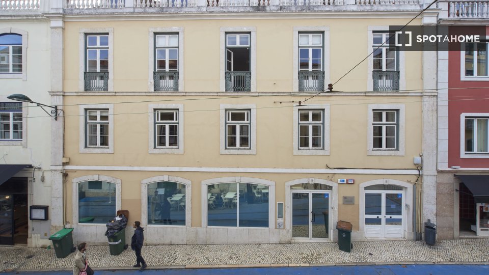 Double room Lisbon, 8 beds — photo 3