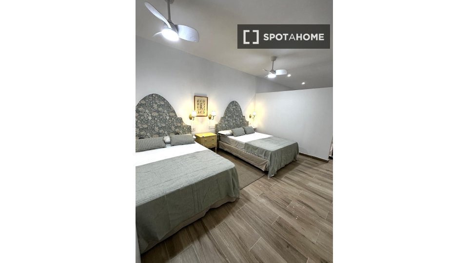 Apartment Seville, 1 bed, 67m² — photo 17