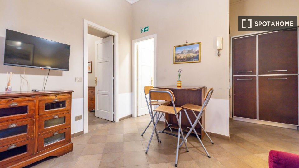 Apartment Rome, 1 bed, 50m² — photo 15