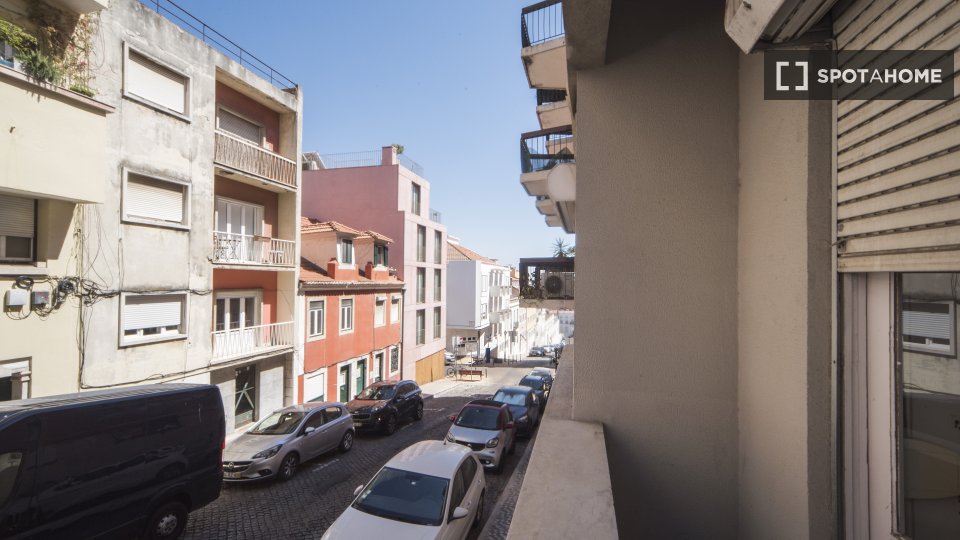 Double room Lisbon, 11 beds — photo 18