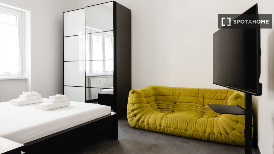 Apartment Rome, 1 bed, 35m² — photo 1