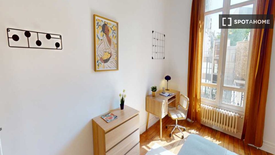 Double room Paris, 9 beds, 250m² — photo 2