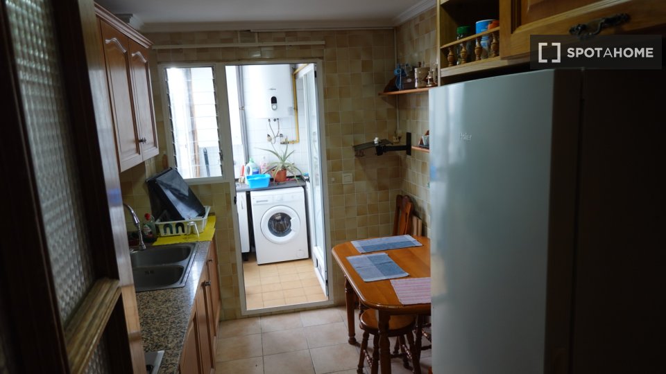 Double room Valencia, 5 beds — photo 2