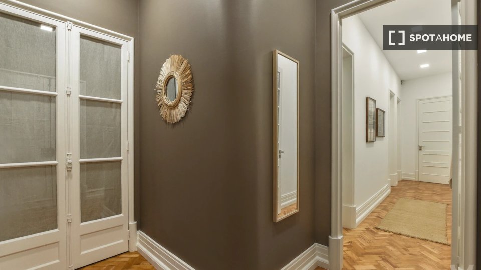 Apartment Lisbon, 2 beds — photo 10