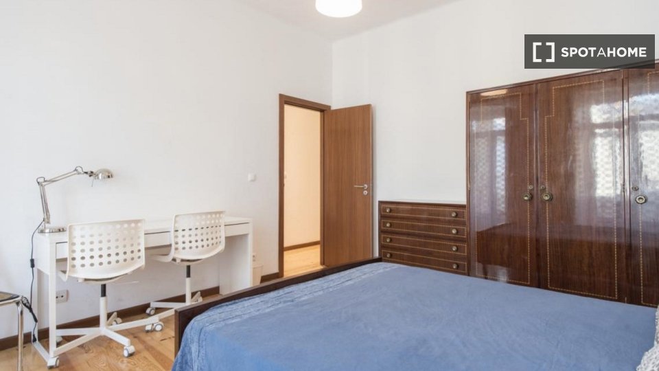 Double room Lisbon, 6 beds, 150m² — photo 52