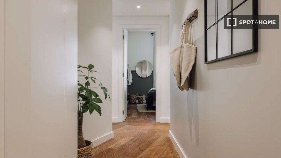 Apartment Lisbon, 2 beds — photo 4