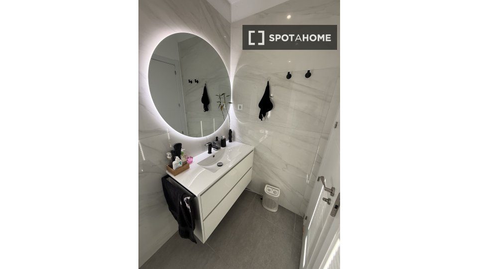 Apartment Madrid, 1 bed, 70m² — photo 11