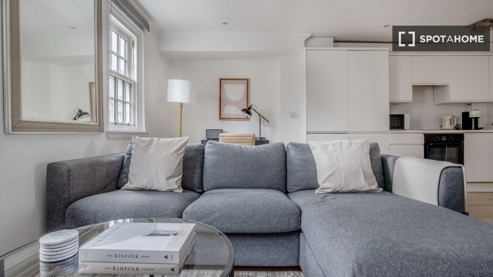 Apartment London, 2 beds — photo 8