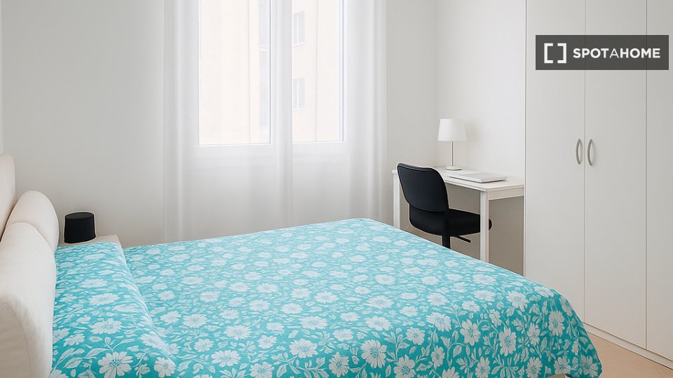 Double room Milan, 3 beds, 70m² — photo 3
