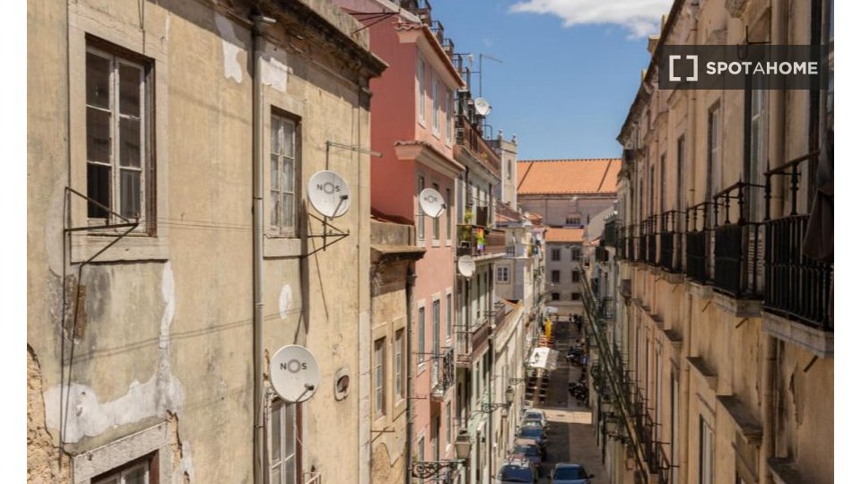 Apartment Lisbon, 4 beds, 95m² — photo 5