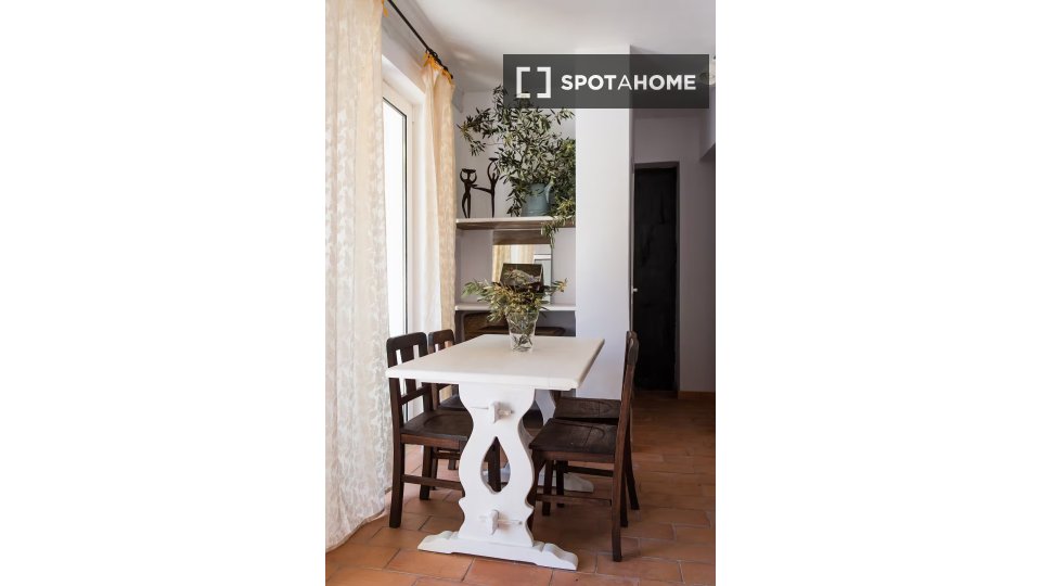Apartment Lisbon, 2 beds — photo 2