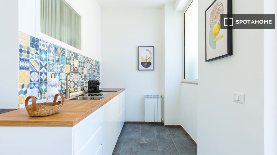 Apartment Naples, 1 bed, 71m² — photo 9
