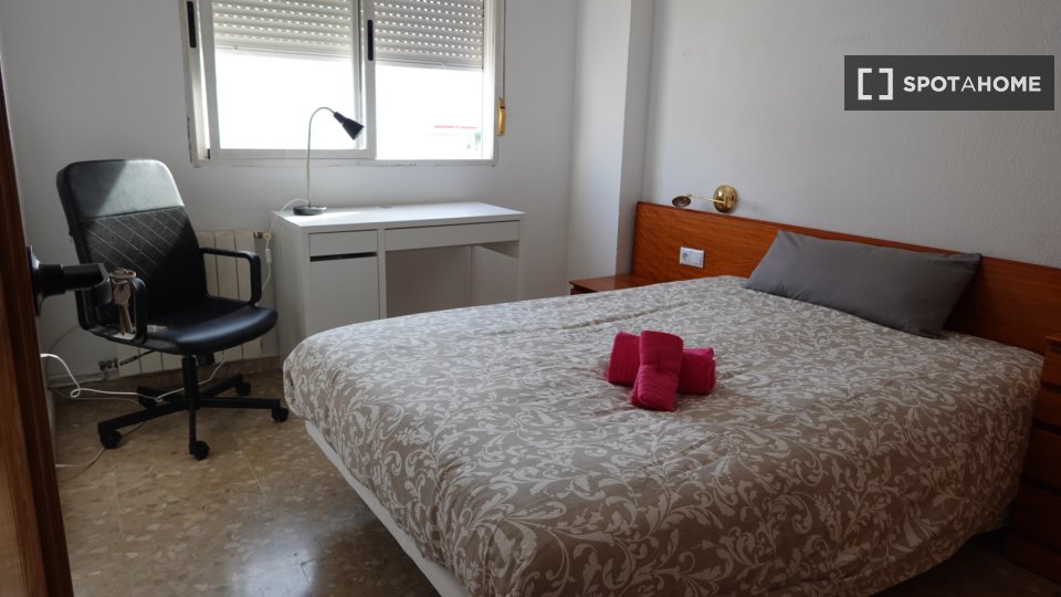 Double room Valencia, 5 beds — photo 6