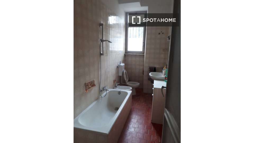 Double room Turin, 5 beds, 156m² — photo 8