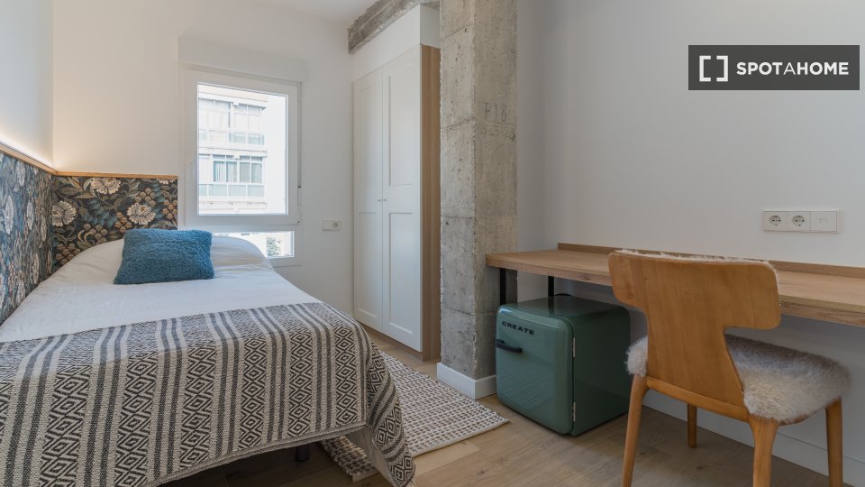 Double room Madrid, 6 beds — photo 6