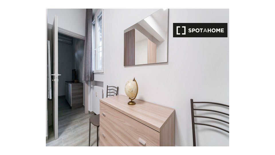Apartment Bologna, 1 bed, 39m² — photo 8