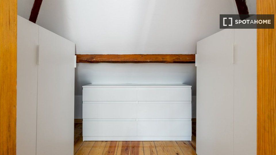 Double room Lisbon, 8 beds — photo 4