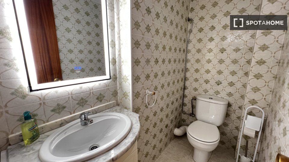 Double room Valencia, 5 beds — photo 7