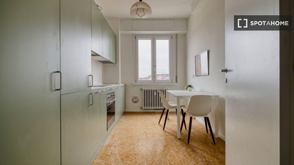 Double room Milan, 2 beds — photo 7