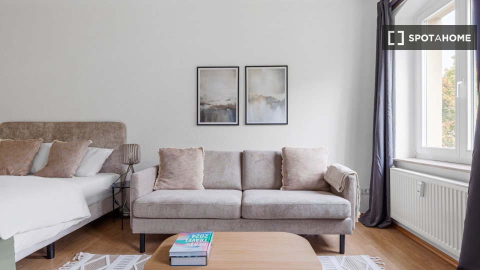 Apartment mono Berlin, 44m² — photo 1