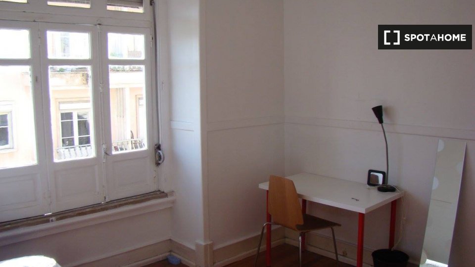 Double room Lisbon, 7 beds — photo 2