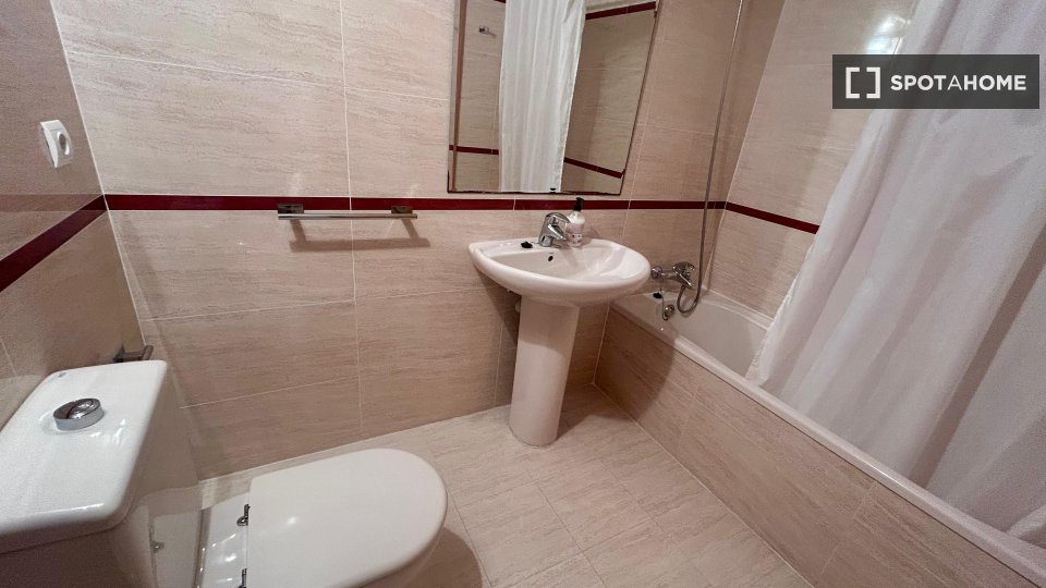 Apartment Valencia, 3 beds, 90m² — photo 9