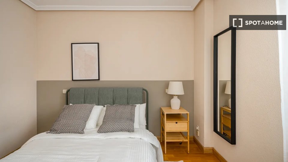 Double room Madrid, 10 beds — photo 7