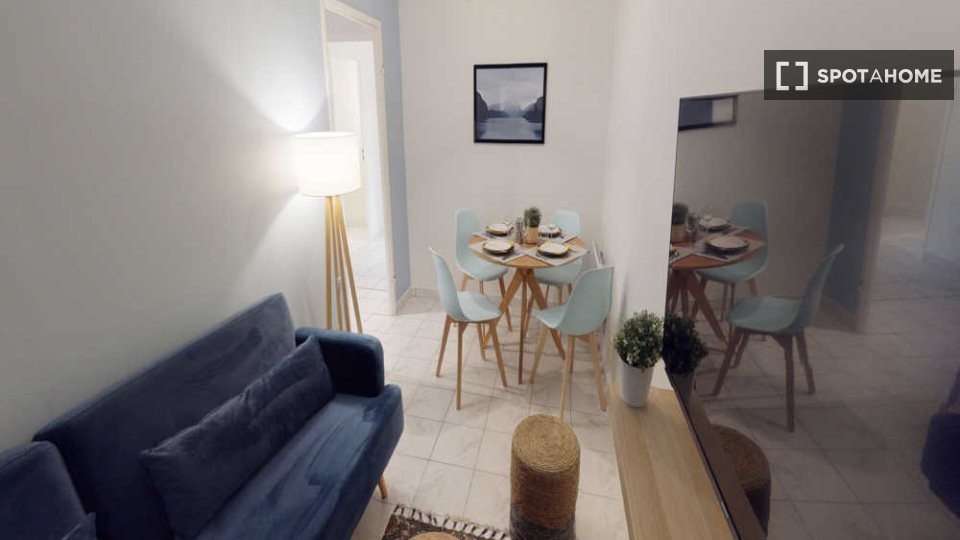 Double room Lyon, 3 beds, 70m² — photo 4