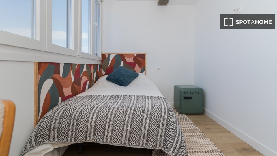 Double room Madrid, 6 beds — photo 6