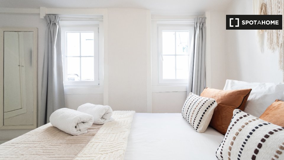 Apartment Lisbon, 1 bed — photo 10