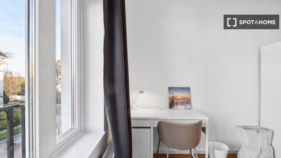 Double room Hamburg, 3 beds — photo 4