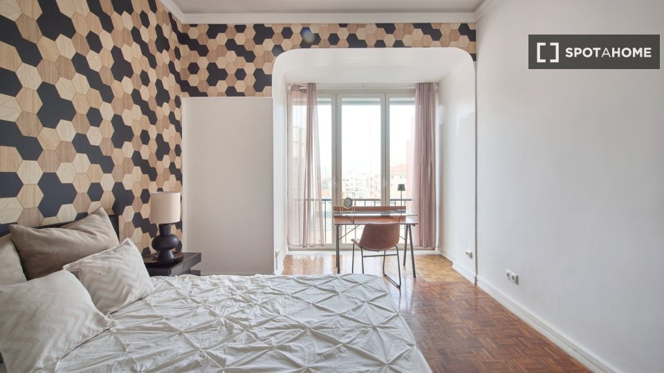 Double room Lisbon, 4 beds — photo 17