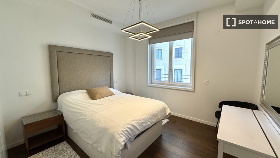 Apartment Madrid, 2 beds, 85m² — photo 10