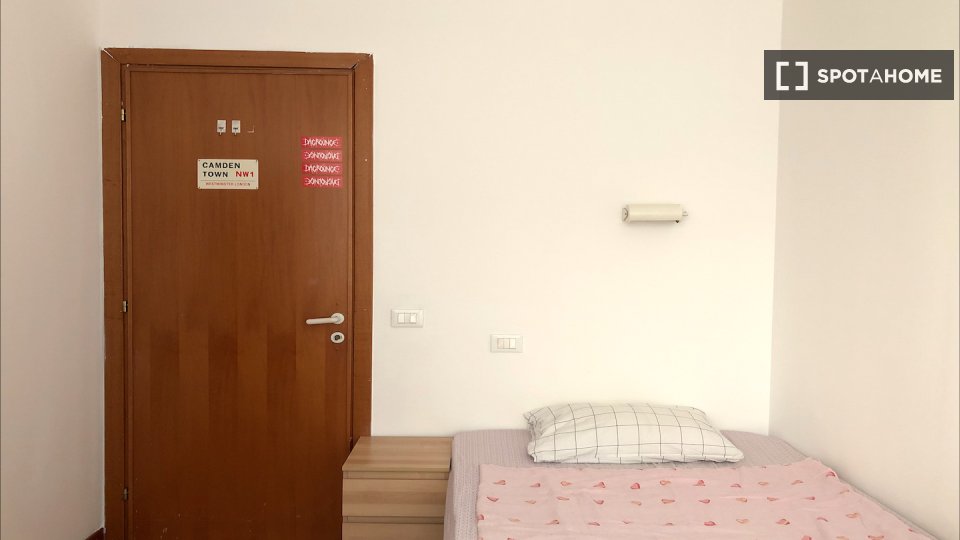 Double room Rome, 33 beds — photo 26